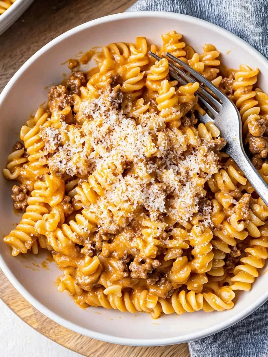 Pâtes crémeuses au bœuf tout-en-un - plat fini